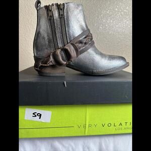 Very Volatile Silver/Brown Leather Women Size 6 Western Moto Yokel Boots